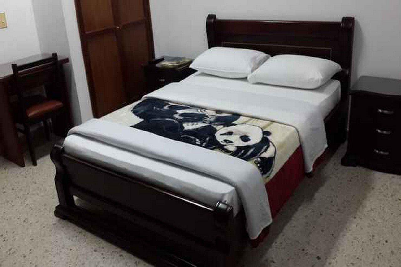 Hotel Ejecutivo ペレイラ エクステリア 写真