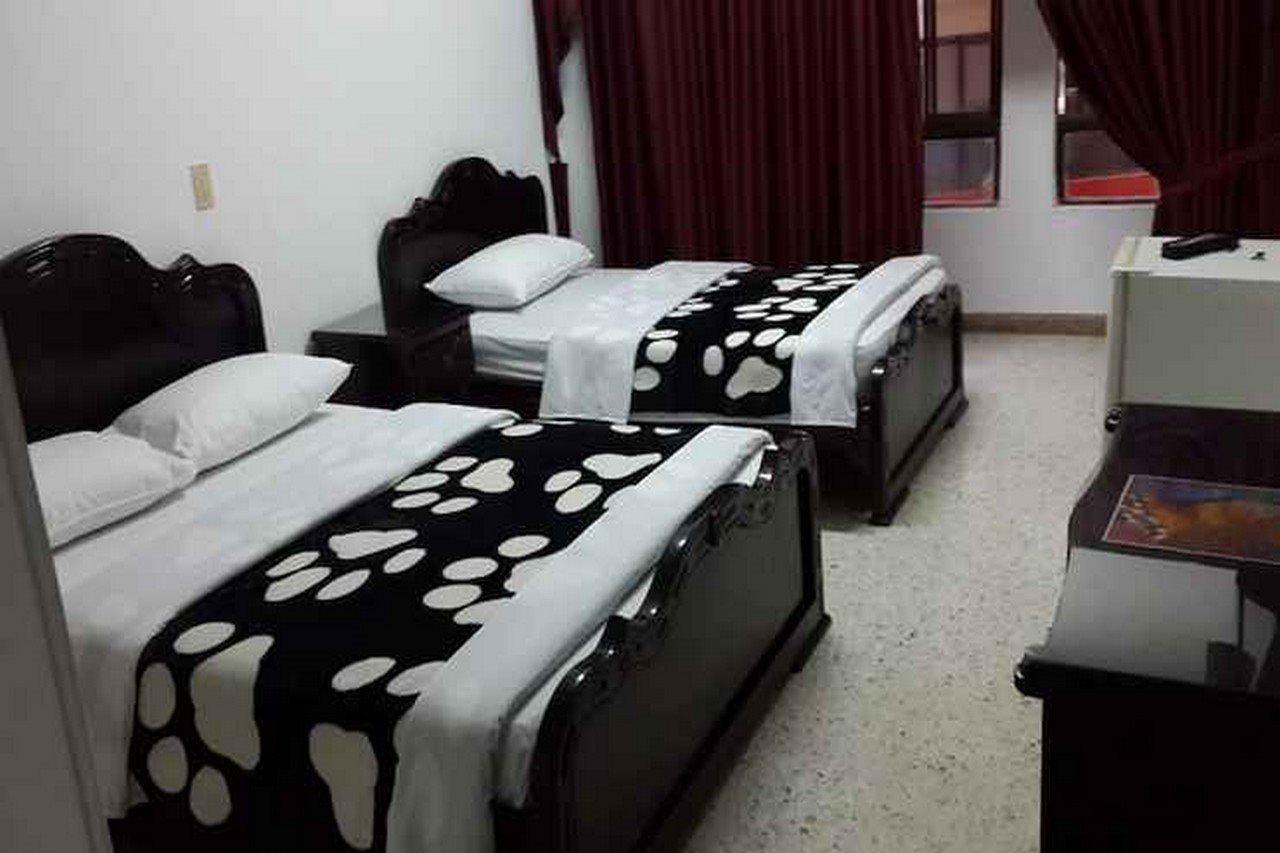 Hotel Ejecutivo ペレイラ エクステリア 写真